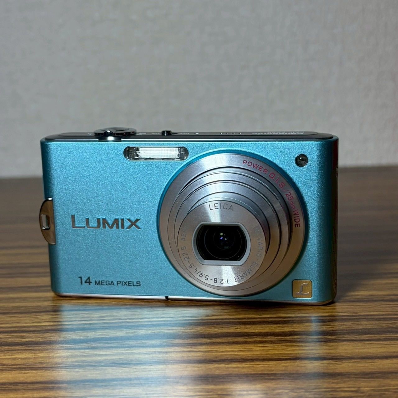 付属品完備/箱付/美品】Panasonic LUMIX DMC-FX66 ブルー - メルカリ