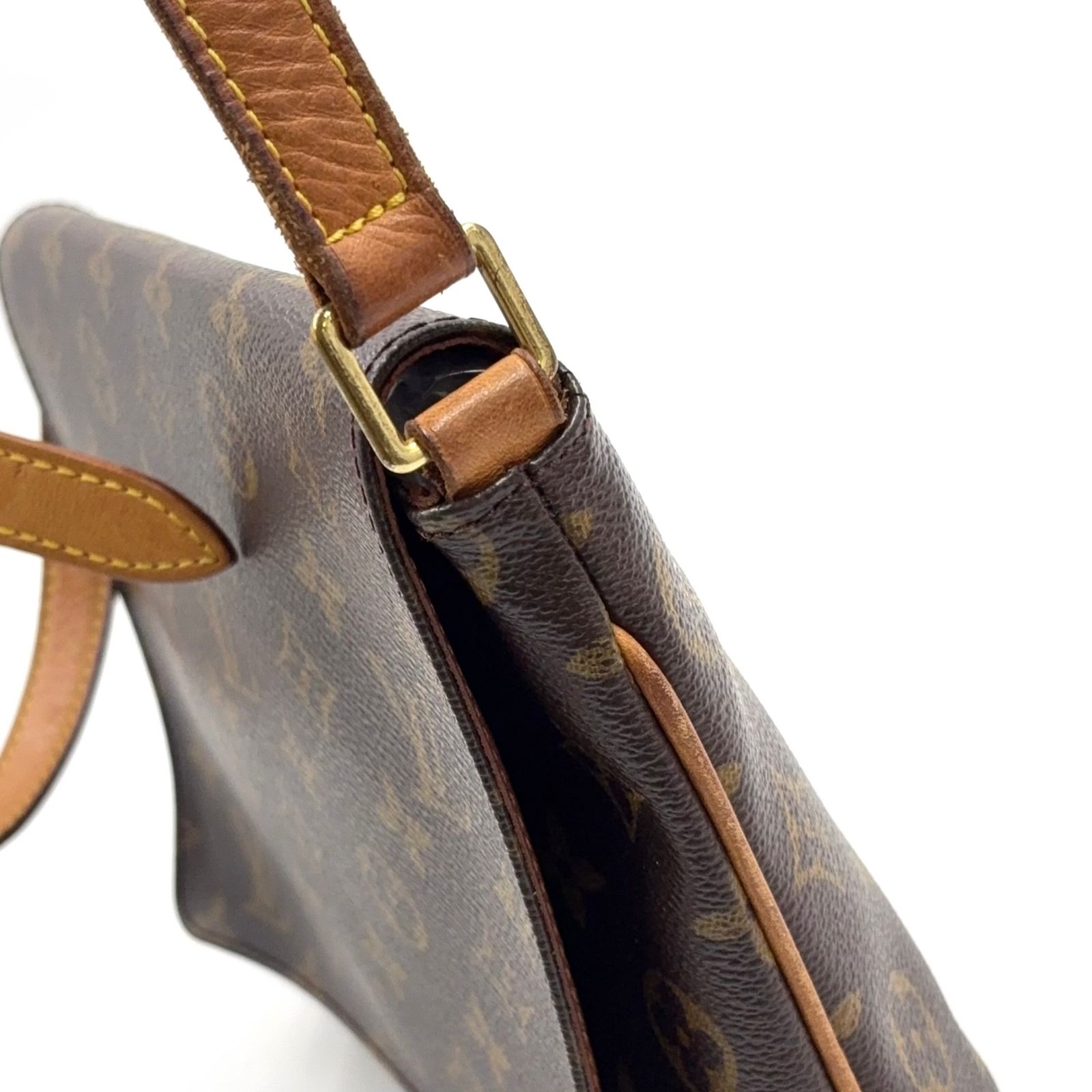新着】LOUIS VUITTON ミュゼットタンゴ ロングストラップ モノグラム