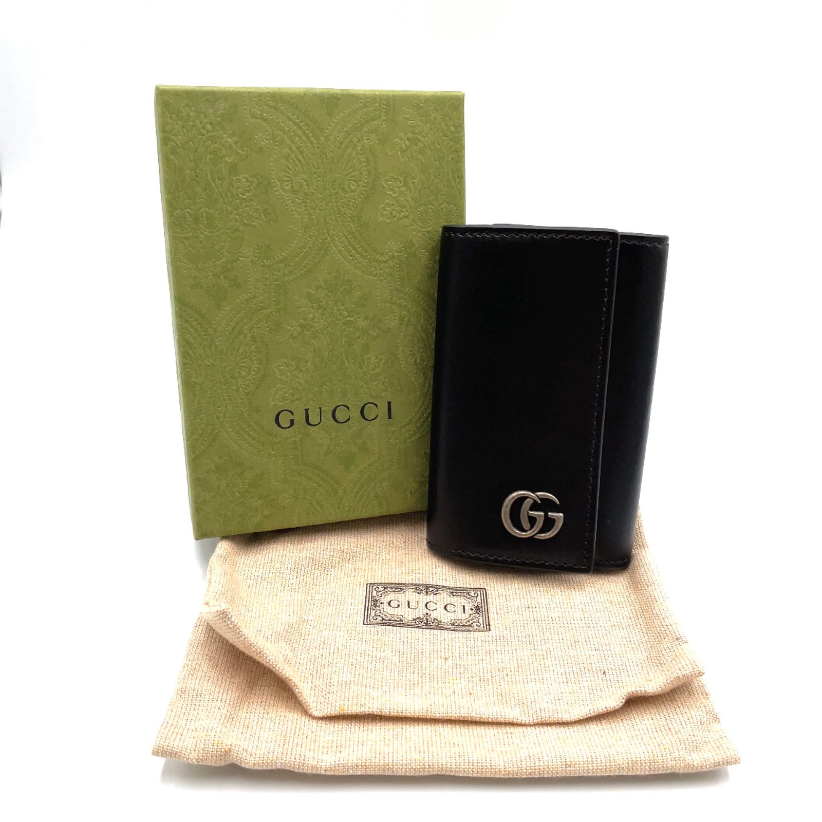 新着】GUCCI GGマーモント レザー ブラック キーケース シルバー