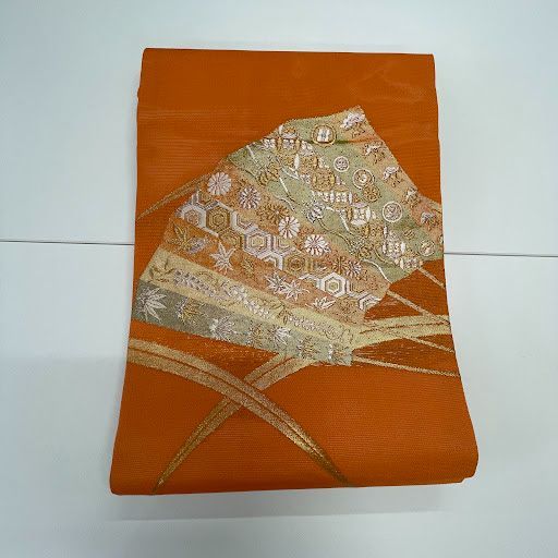 ホワイトベージュ地に吉祥文様の刺繍袋帯 波 扇面 オレンジ ゴールド 名古屋帯 帯 扇面文様 吉祥文様 オレンジ系 フォーマル 0708-4-B4