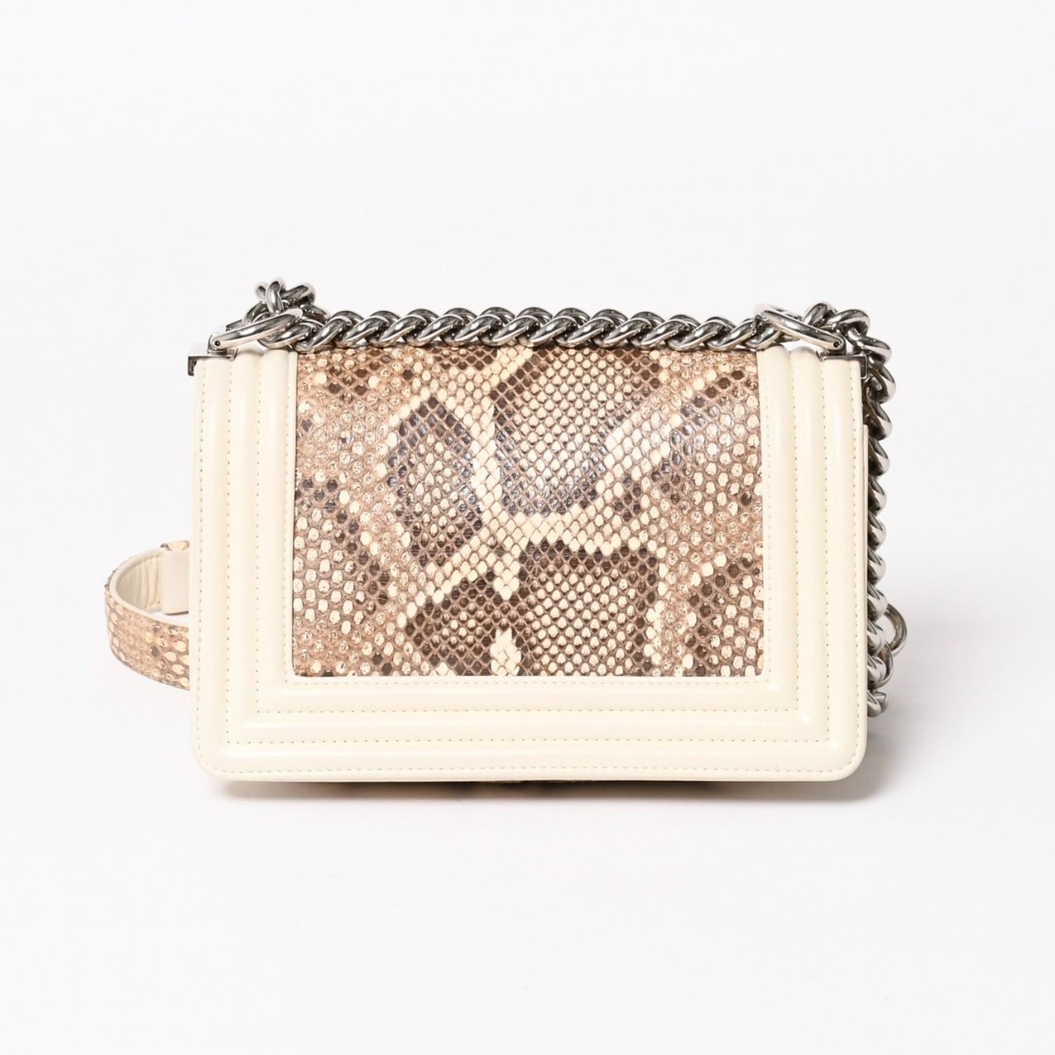 CHANEL シャネル ボーイシャネル チェーンショルダーバッグ 19番台