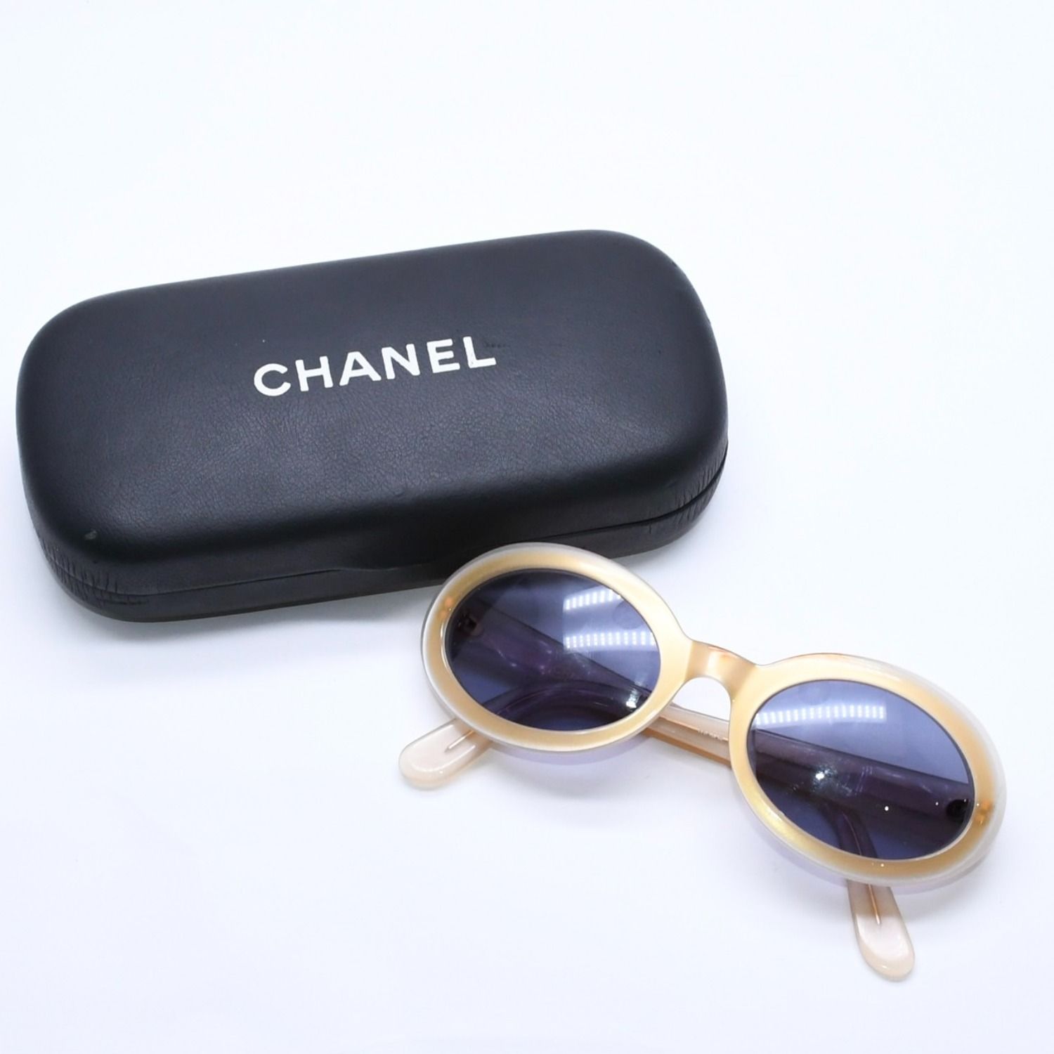 【美品】CHANEL シャネル サングラス　アイウェア　ココマーク　ゴールド金具 CHANEL シャネル サングラス アイウェア ココマーク ベージュ ゴールド