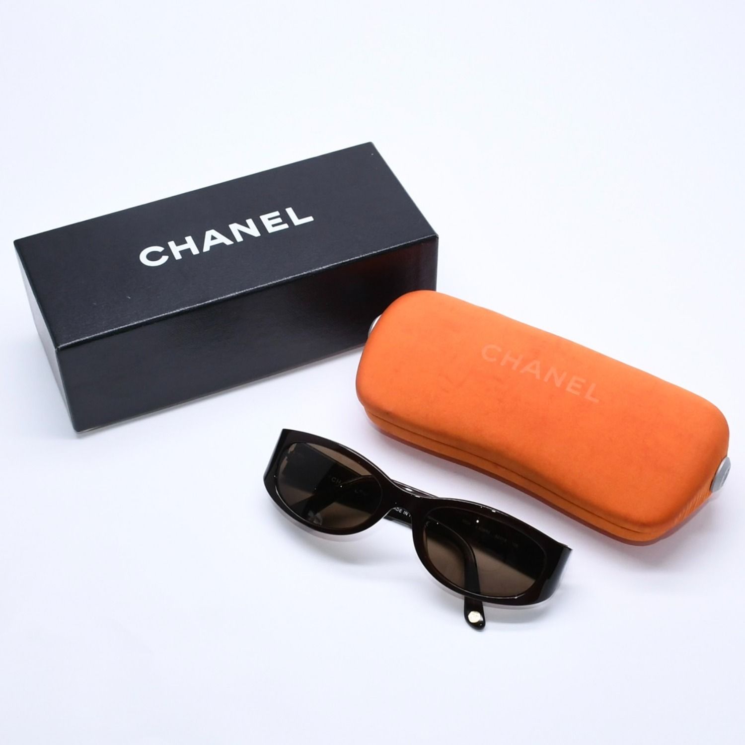 CHANEL シャネル サングラス アイウェア C56296 52◻︎19 125 ダーク