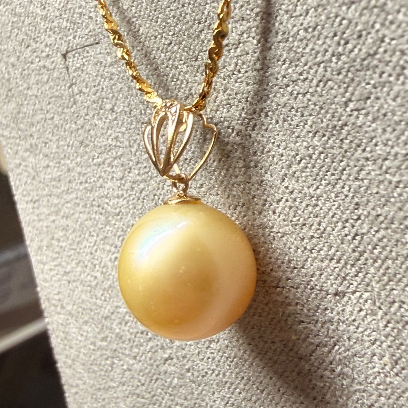 白蝶真珠 南洋金珠 ペンダントトップ パール ネックレス k18 - メルカリ
