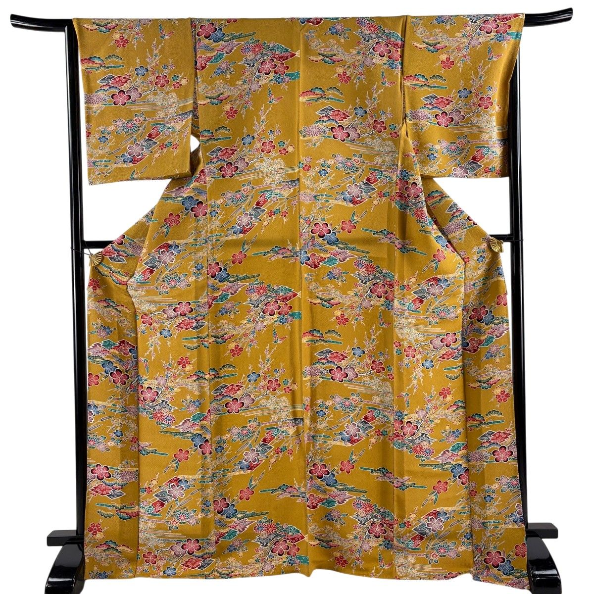 【美品】 小紋 身丈171.5cm 裄丈67cm M 単衣 松梅 鳥 縮緬 山吹茶色 正絹 秀品 【中古】
