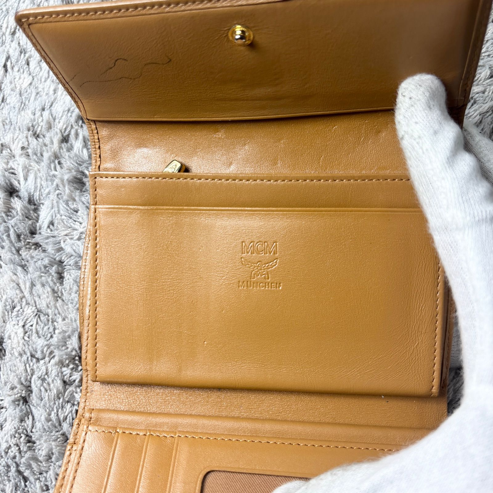 MCM エムシーエム 三つ折り財布 ヴィセトス柄 ストライプ ミディアム