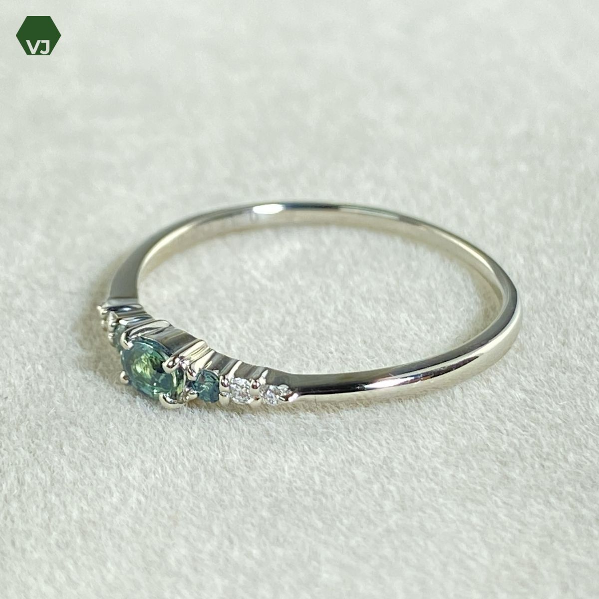 34-32】アレキサンドライト ダイヤモンド リング0.17ct D0.02ct 【中古