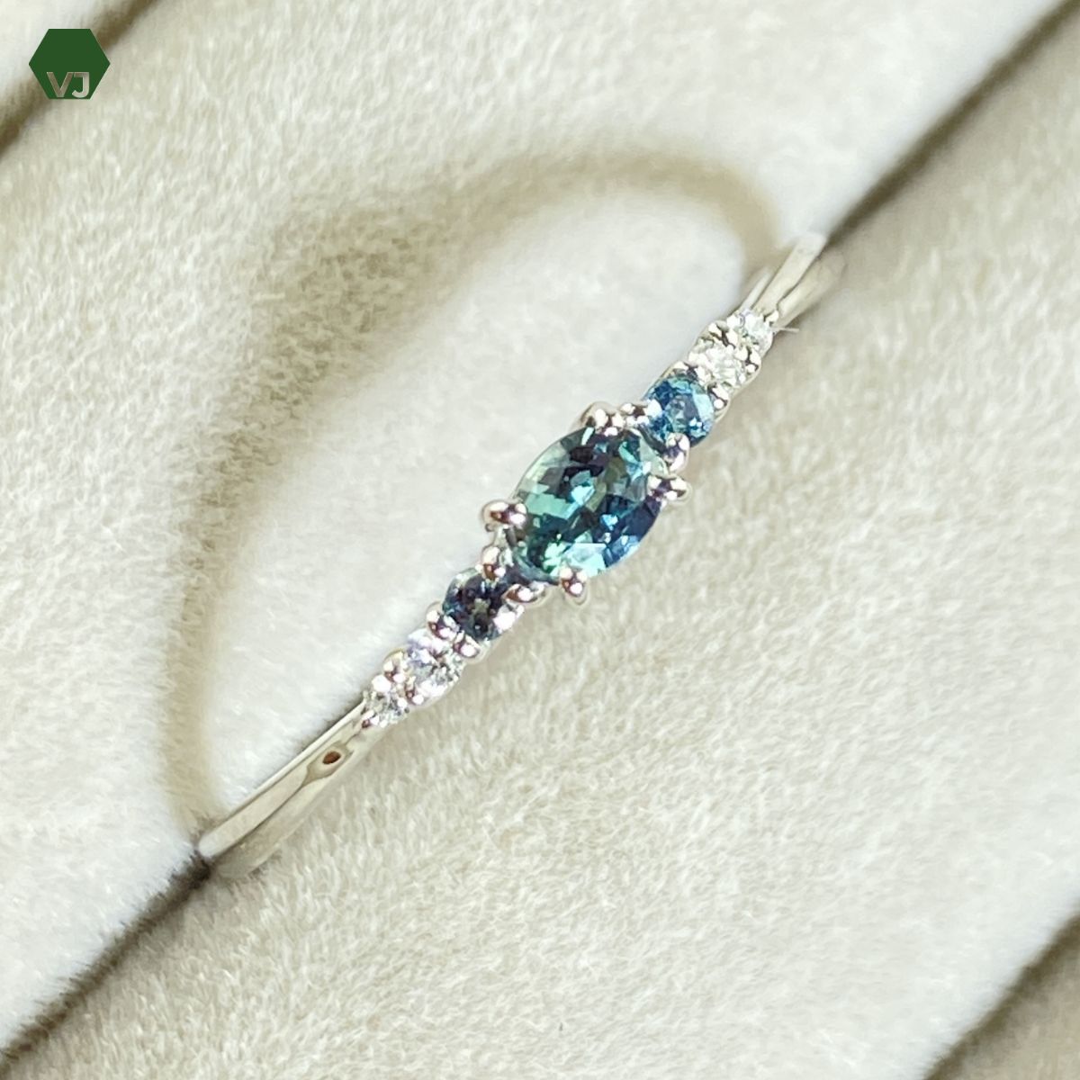 34-32】アレキサンドライト ダイヤモンド リング0.17ct D0.02ct 【中古