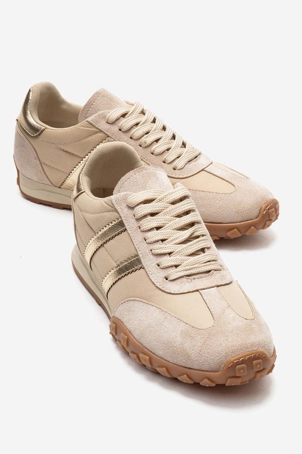 プロローグシューズ レディースニーカー Prologue Shoes Flux Sneaker Women Beige Suede ベージュ