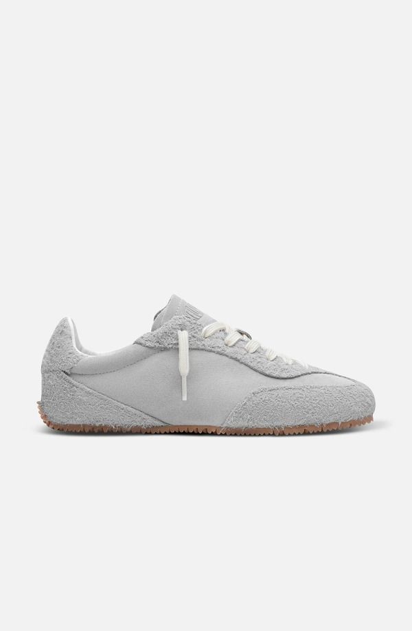 アクセルアリガト レディース シューズ スニーカー スエード Axel Arigato Daze Suede Runner Womens Women GreyOff White オフホワイト 58,190円