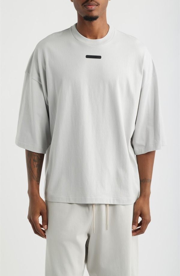フィアオブゴッド メンズ トップス Tシャツ Fear of God Essentials Merch Oversize TShirt OVERCAST