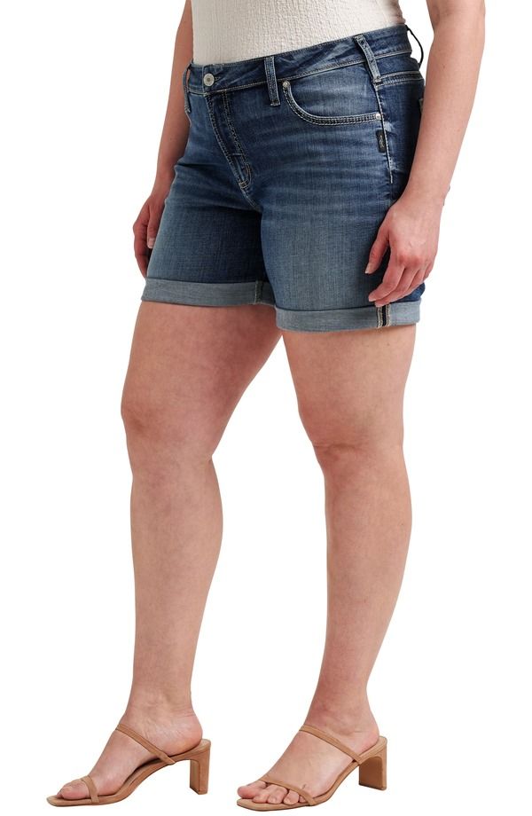 シルバー ジーンズ レディース ボトムス デニムパンツ プラスサイズ ショートパンツ Silver Jeans Co Mid Rise Denim Boyfriend Shorts Plus INDI