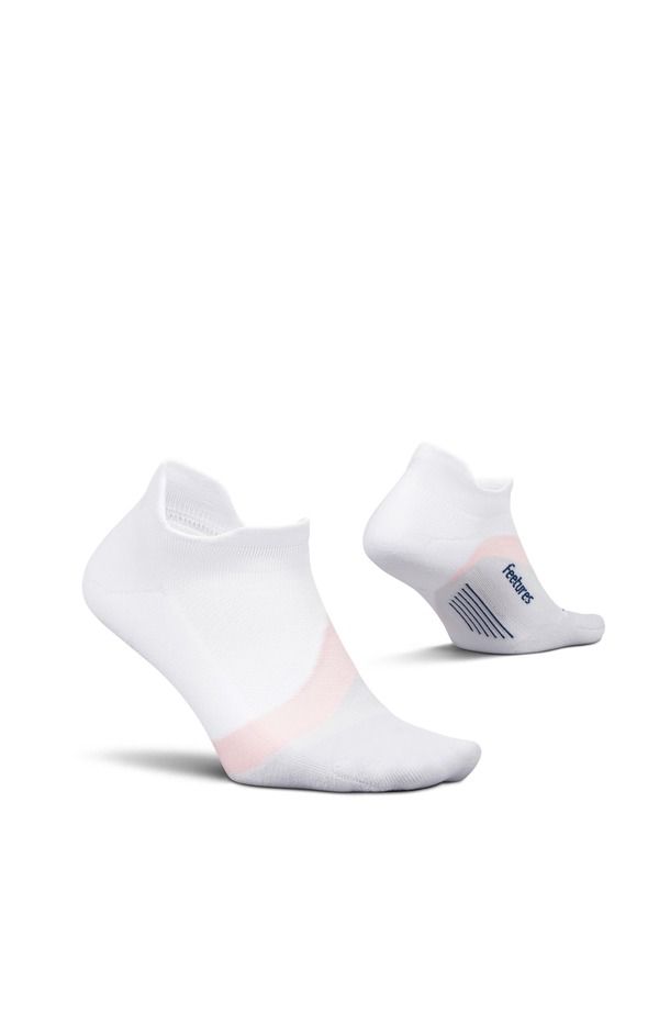 フィーチャー レディース アンダーウェア 靴下 アンクル Feetures Elite Light Cushiono Show Tab Athletic Ankle Socksport Sock wi