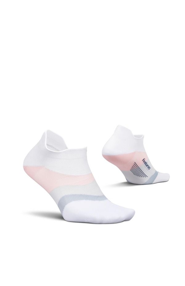 フィーチャー レディース アンダーウェア 靴下 アンクル Feetures Elite Ultra Light Cushion Ankle Socksport Sock with Targeted C