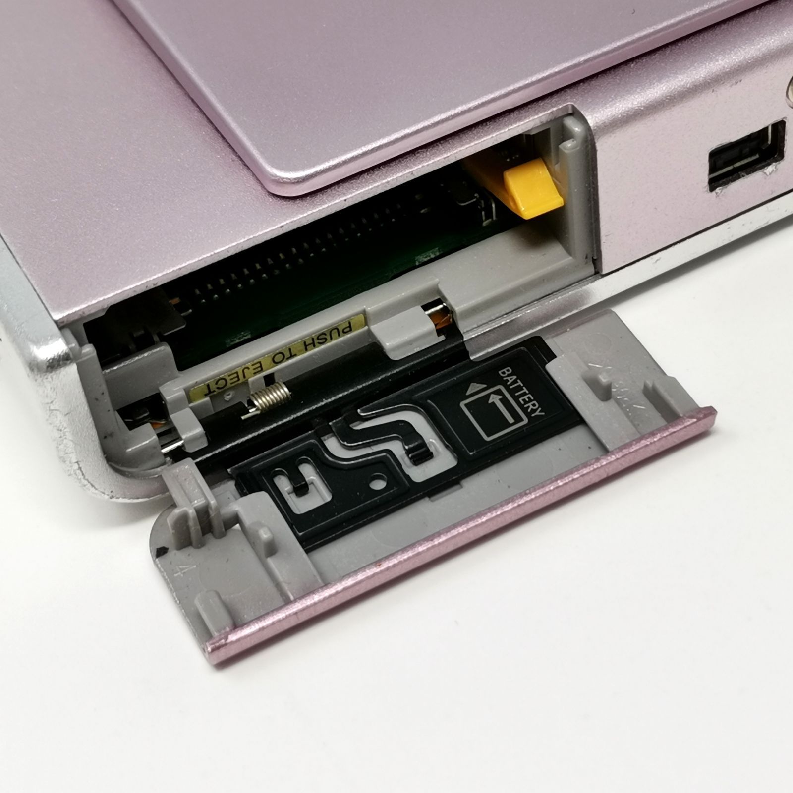FUJIFILM FINEPIX Z3 カメラ コンデジ ピンク SDカードなし 動作確認