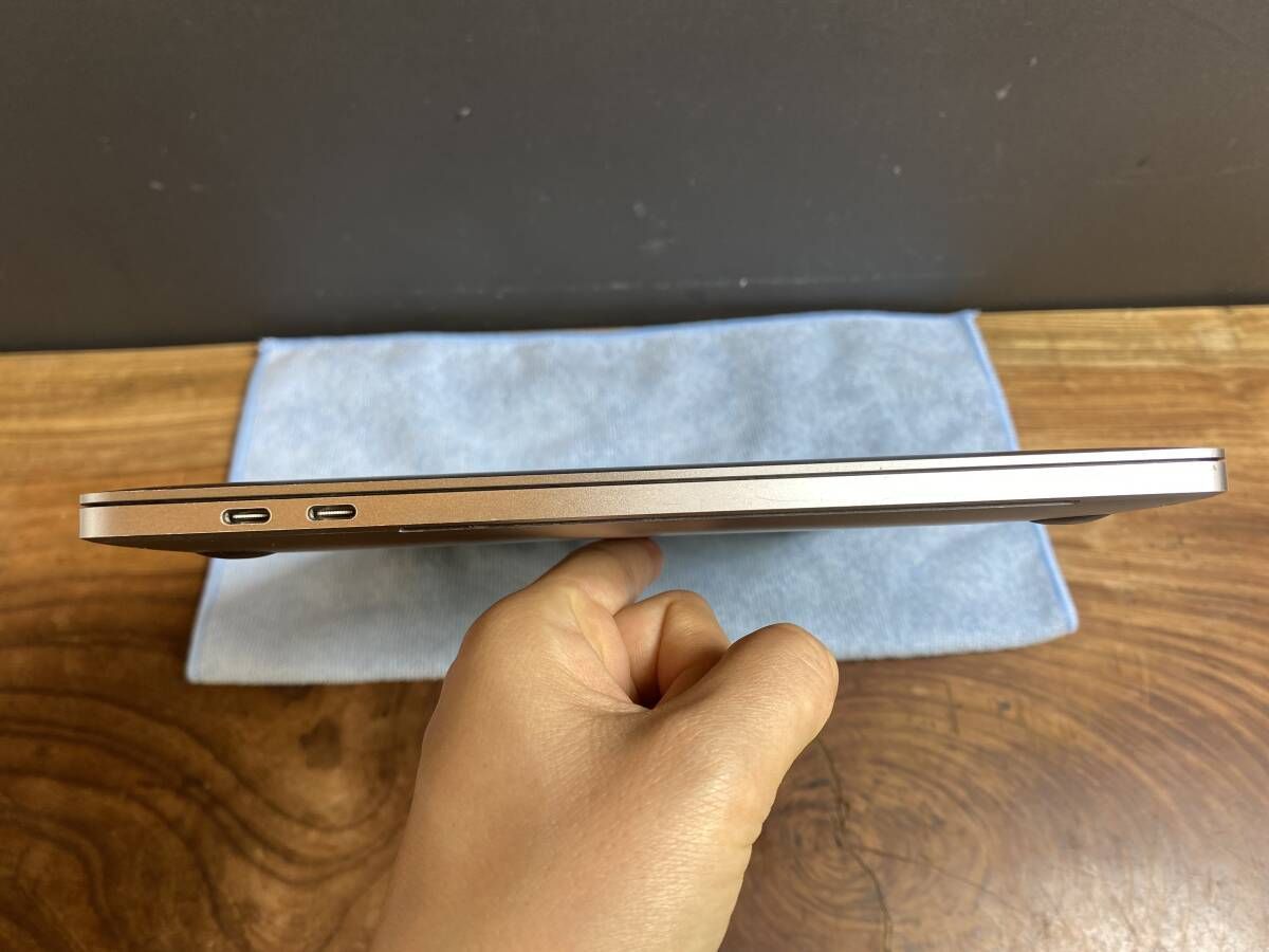 美品】MacBook Pro 13