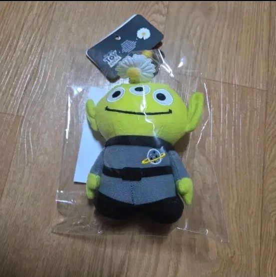 現物 ピースマイナスワン トイストーリー ザ・ファーストファン エイリアン キーホルダー