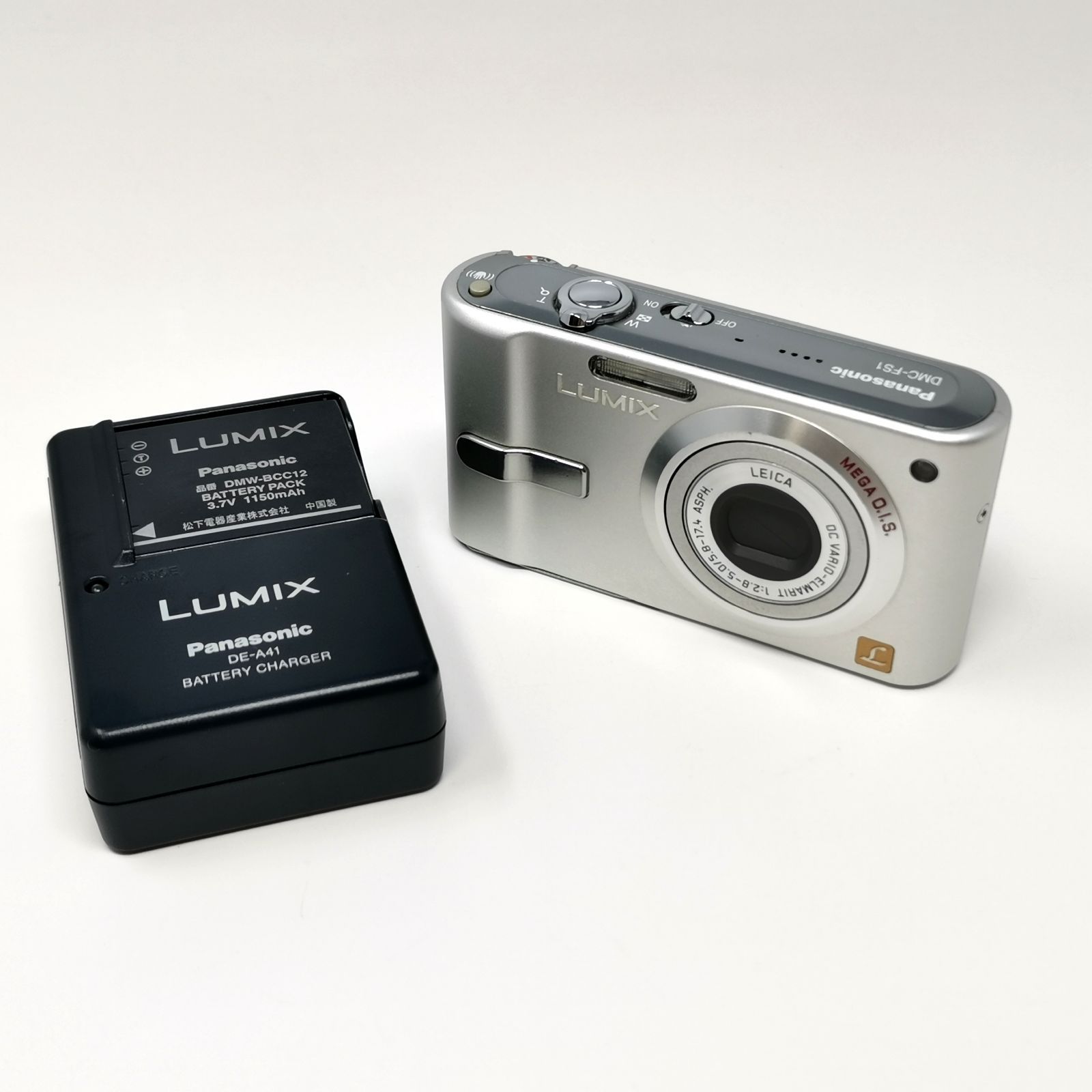 Panasonic LUMIX DMC-FS1 シルバー コンデジ カメラ ジャンク SDカード