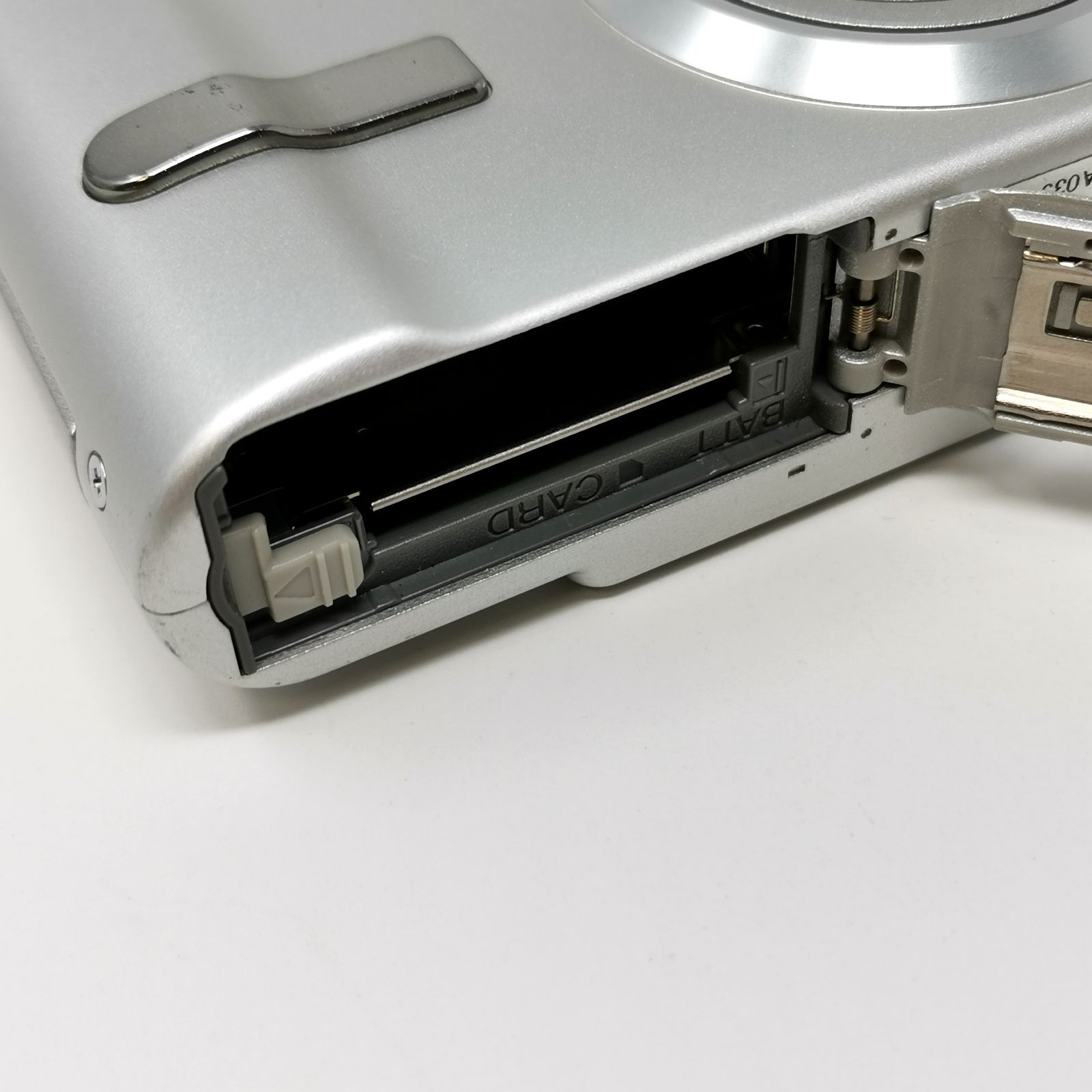 Panasonic LUMIX DMC-FS1 シルバー コンデジ カメラ ジャンク SDカード