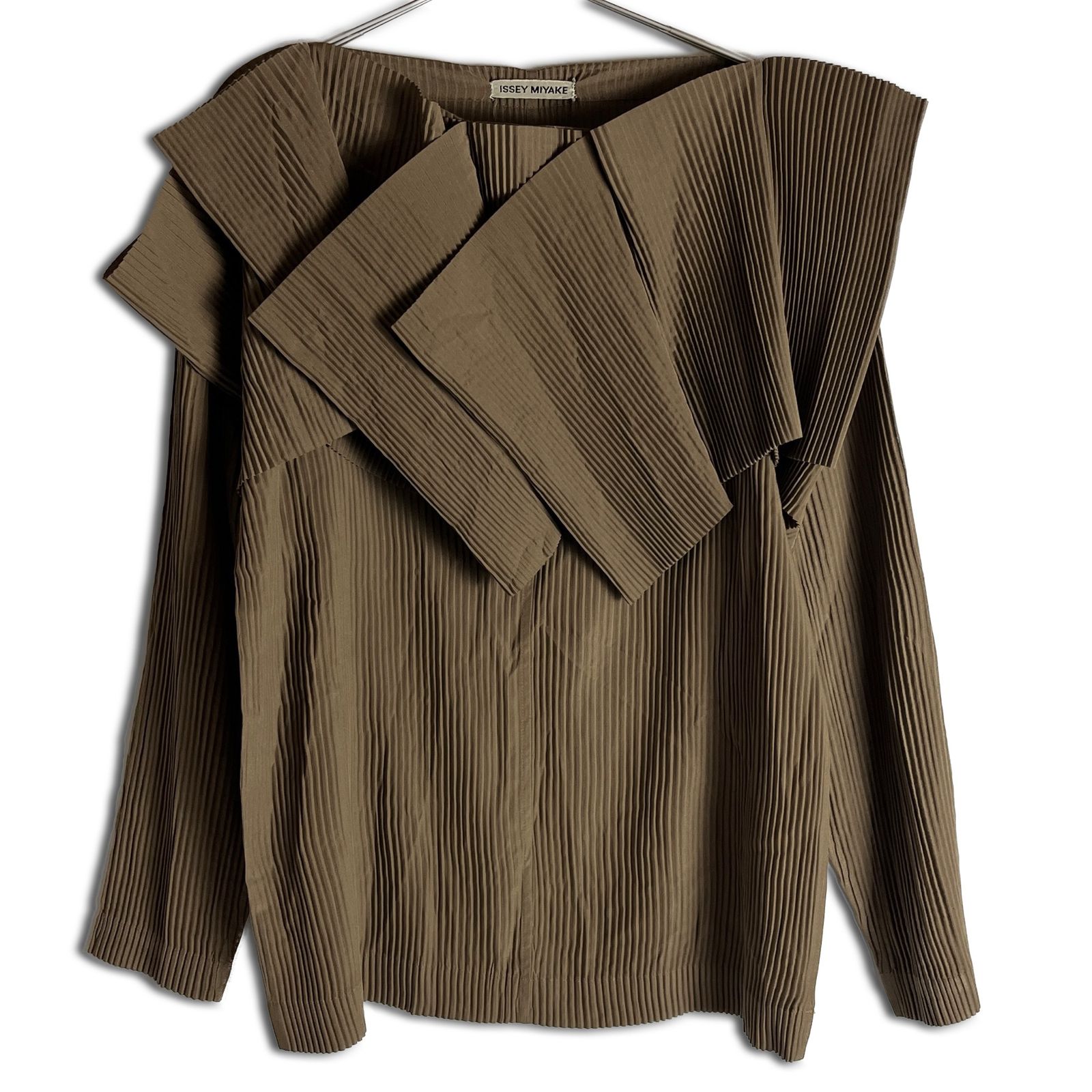 【91ss】ISSEY MIYAKE プリーツトップス ブラウン イッセイミヤケ 2000000026275