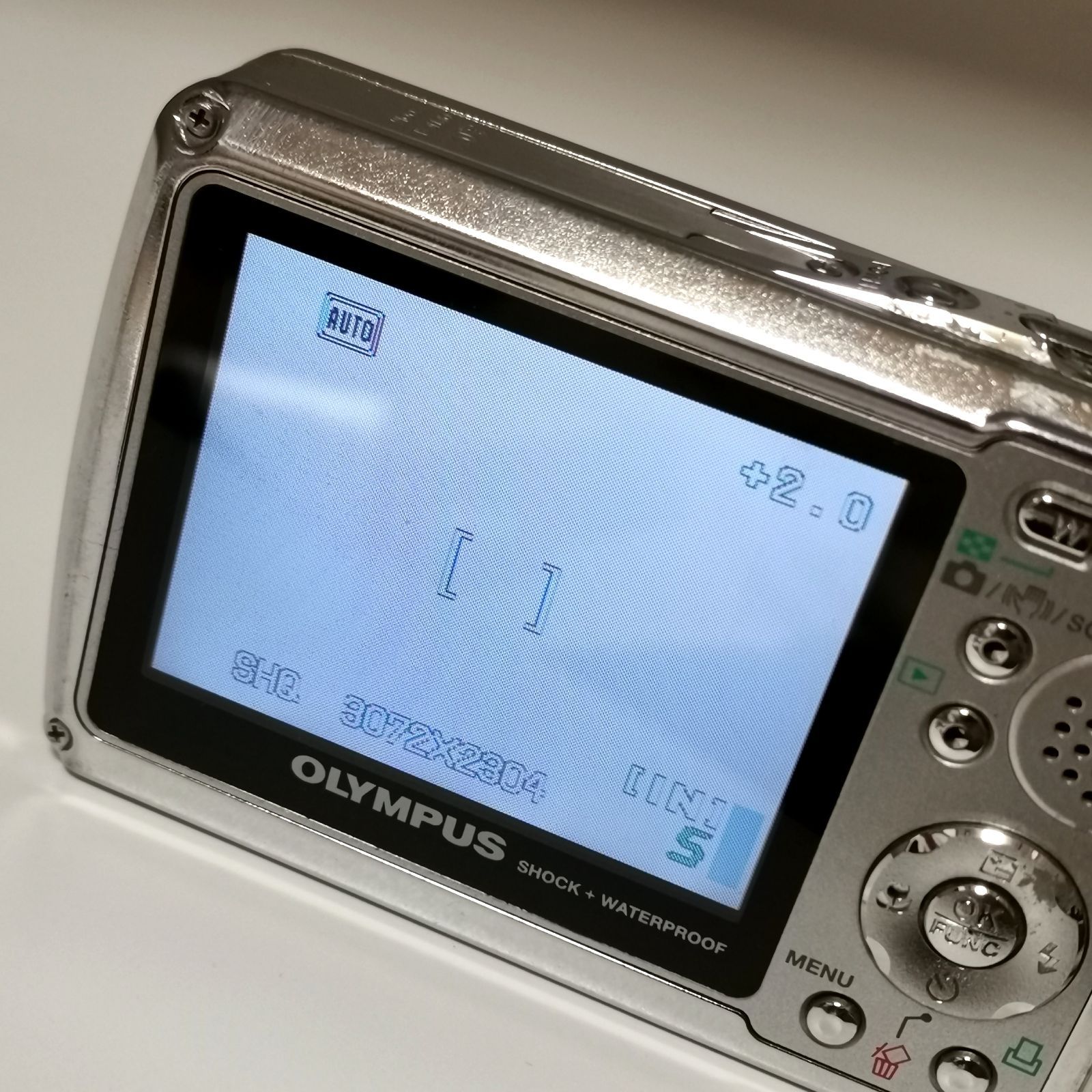 OLYMPUS μ720SW シルバー コンデジ カメラ 動作確認済み SDカードなし