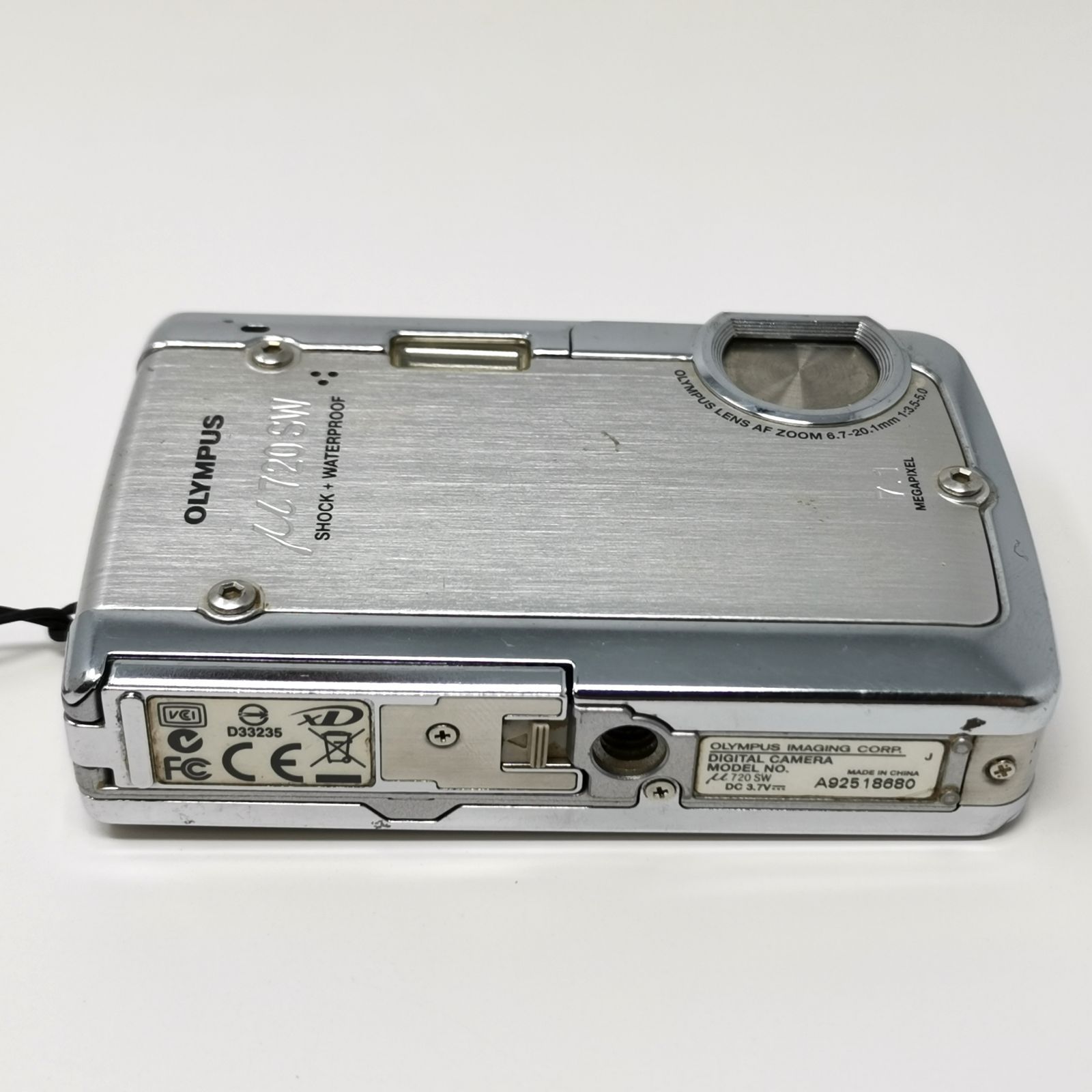 OLYMPUS μ720SW シルバー コンデジ カメラ 動作確認済み SDカードなし