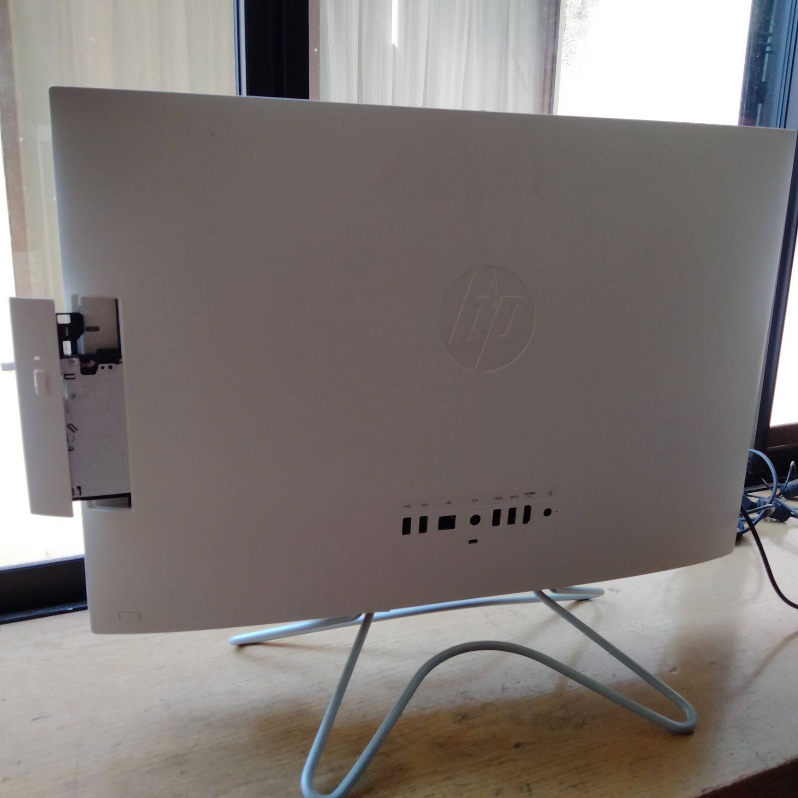 一体型 タッチ液晶 9世代 i5 9400T 128G/SSD NVMe ＋ 2.0T / 8G 1920x1080