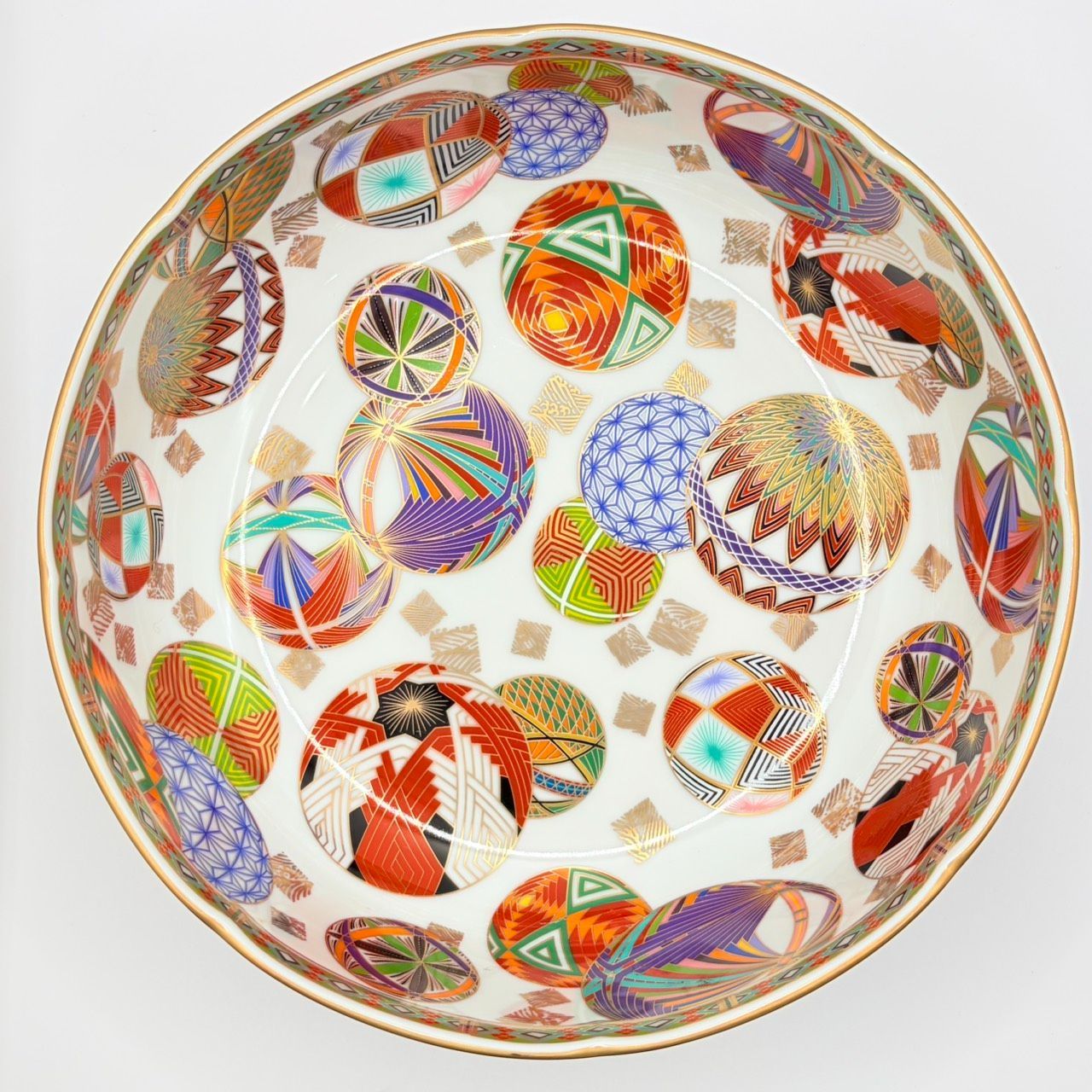 前畑陶器 庫山窯 手毬 大鉢23cm 美濃焼 色絵 金彩 手まり柄 深鉢