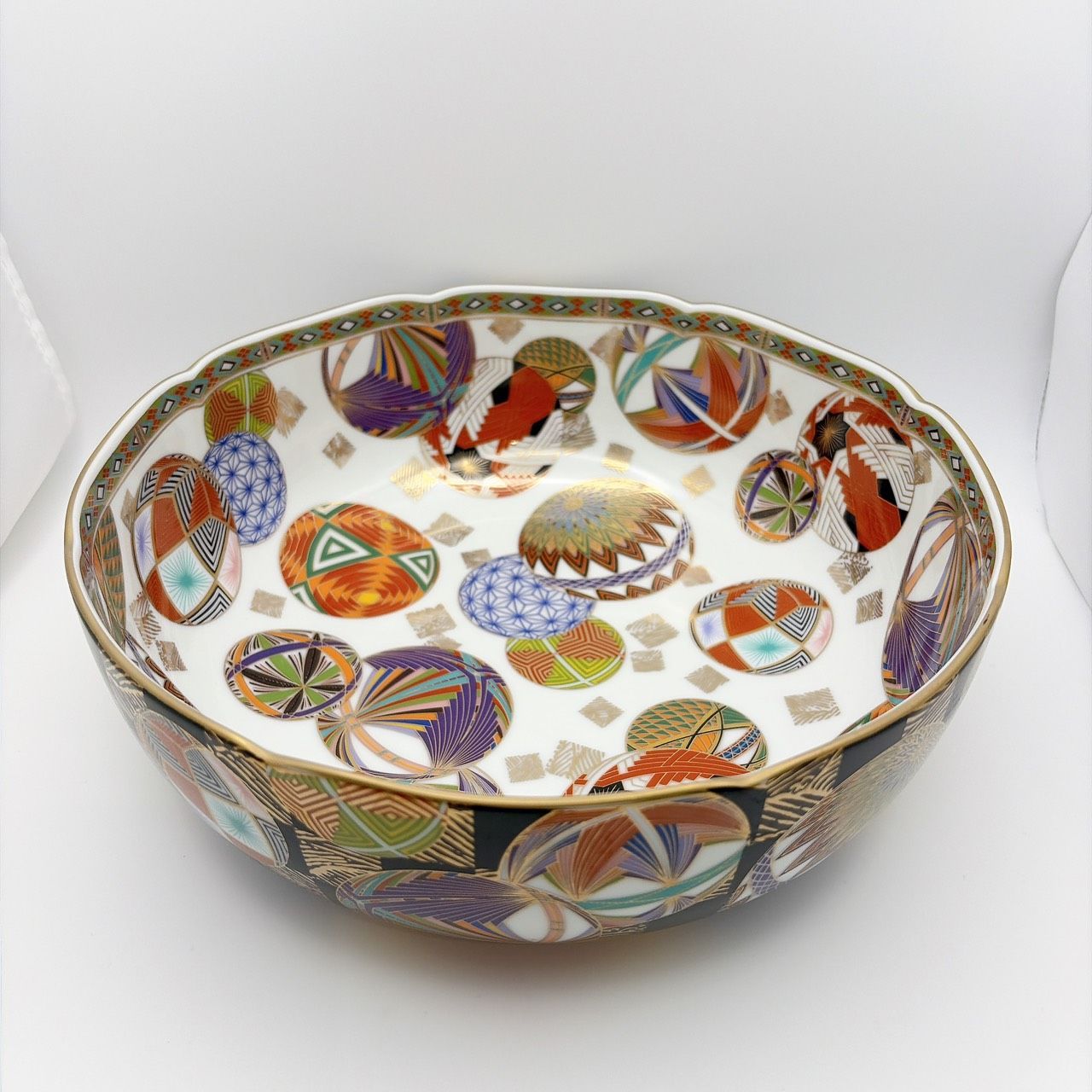 前畑陶器 庫山窯 手毬 大鉢23cm 美濃焼 色絵 金彩 手まり柄 深鉢