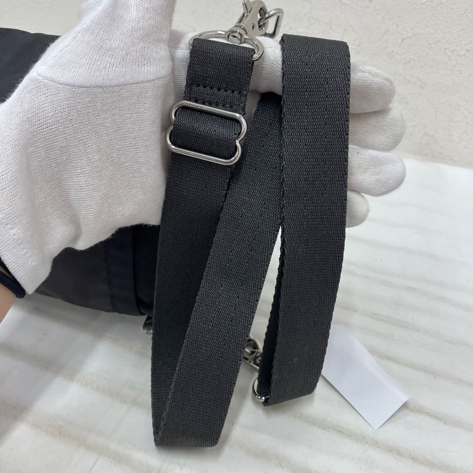 6142 LeSportsac レスポートサック ショルダーバッグ 斜めがけ 紐調節 