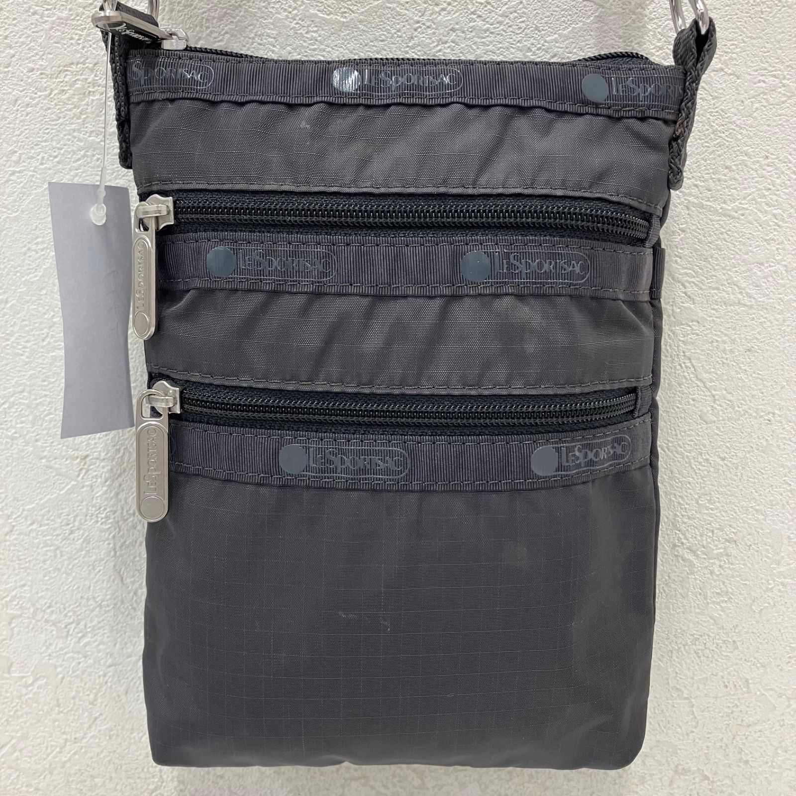 6142 LeSportsac レスポートサック ショルダーバッグ 斜めがけ 紐調節 
