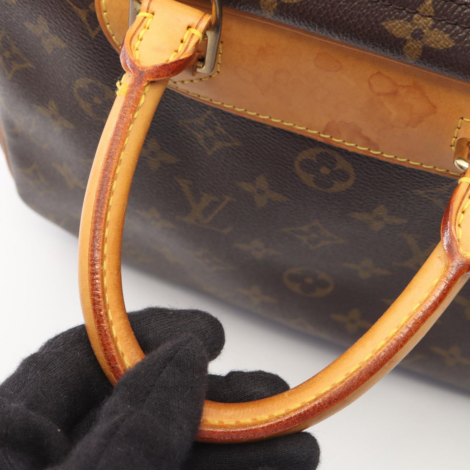 LOUIS VUITTON ♡ トゥルー-trueヴィル LOUIS VUITTON ルイ・ヴィトン 
