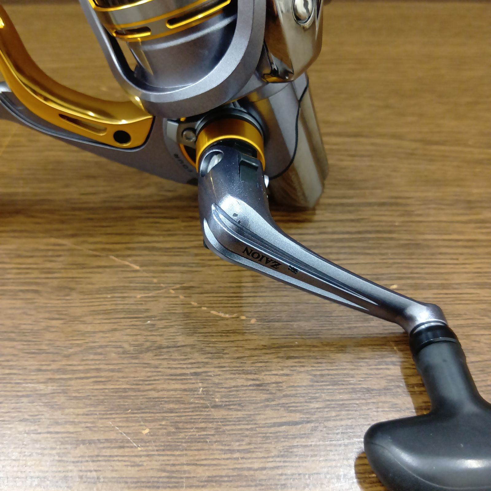 ダイワ(DAIWA) 12 トーナメント ISO 2500HLBD スピニングリール 【希少