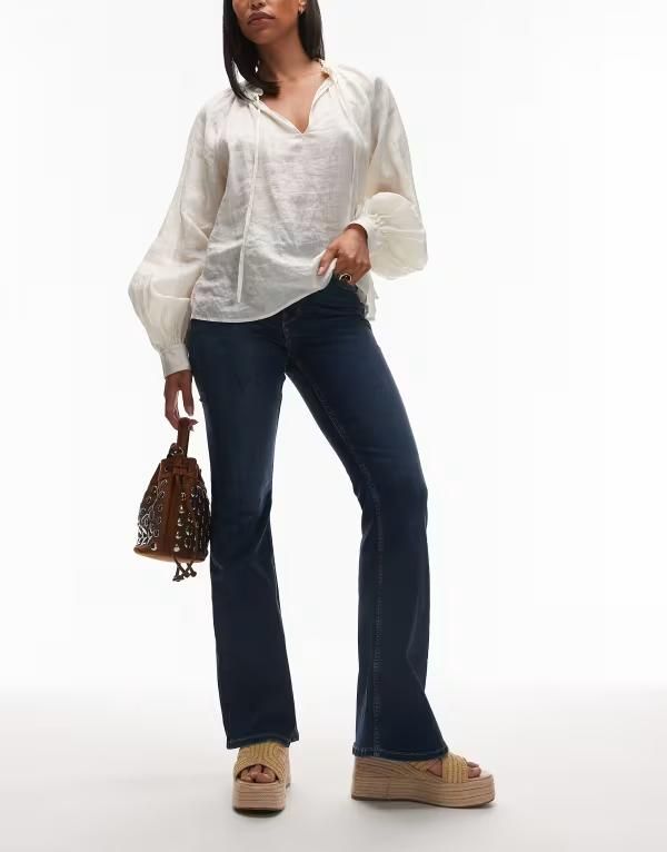 トップショップ レディース ボトムス デニムパンツ ジーンズ Topshop Jamie flare high rise jeans in rich blue ブルー