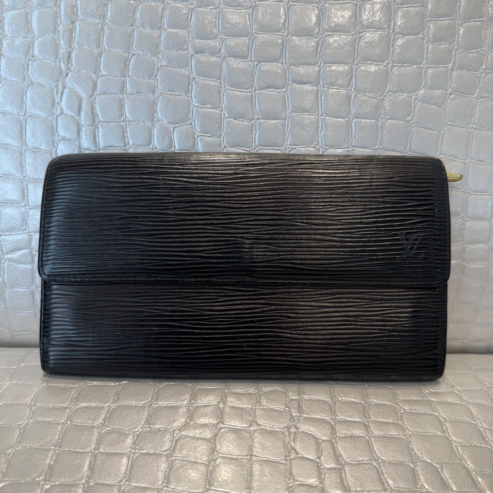 LOUIS VUITTON エピ ポシェット ポルトモネ クレディ 長財布 ブラック M63572 CA1919