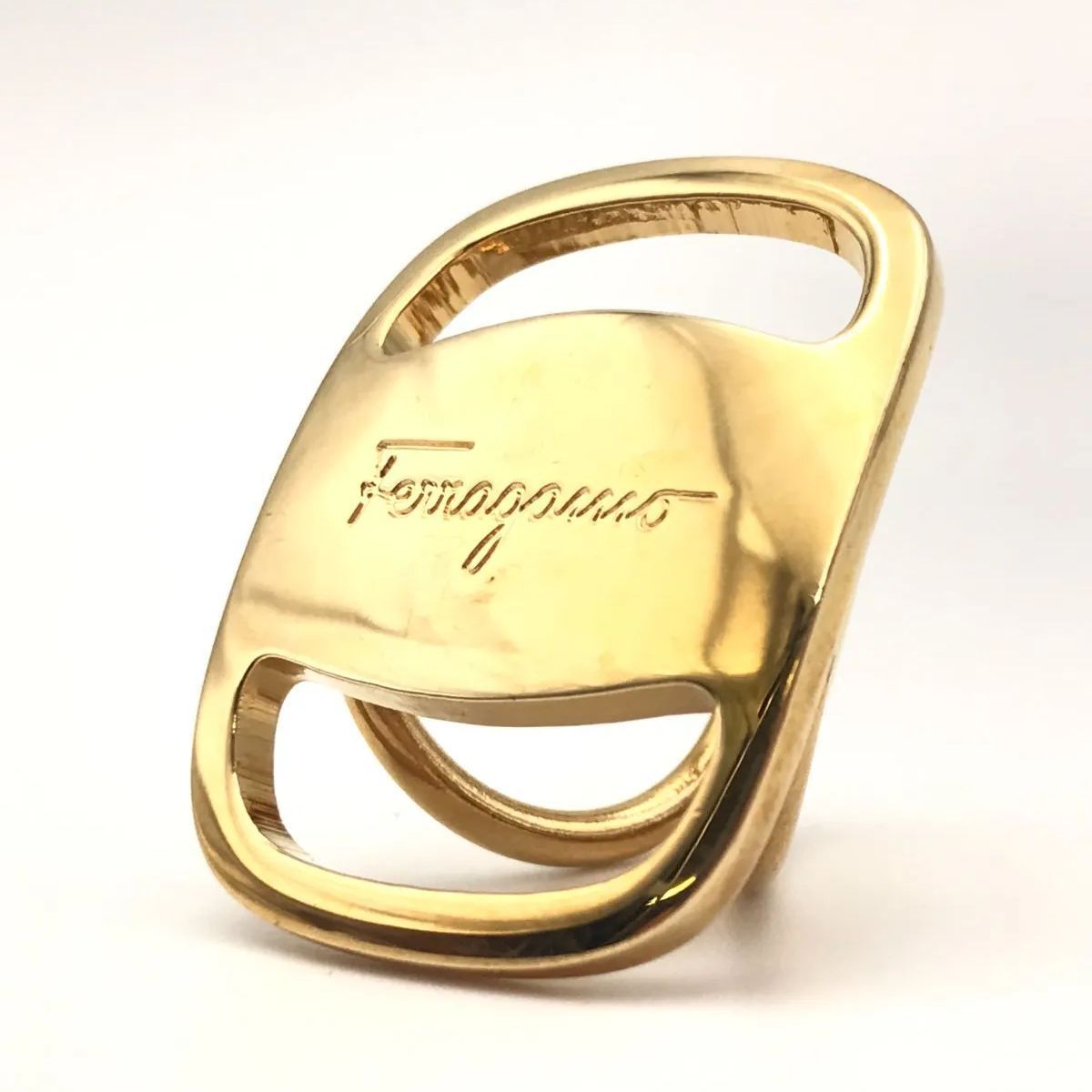 Salvatore Ferragamo フェラガモ スカーフリング ヴァラ ゴールド系