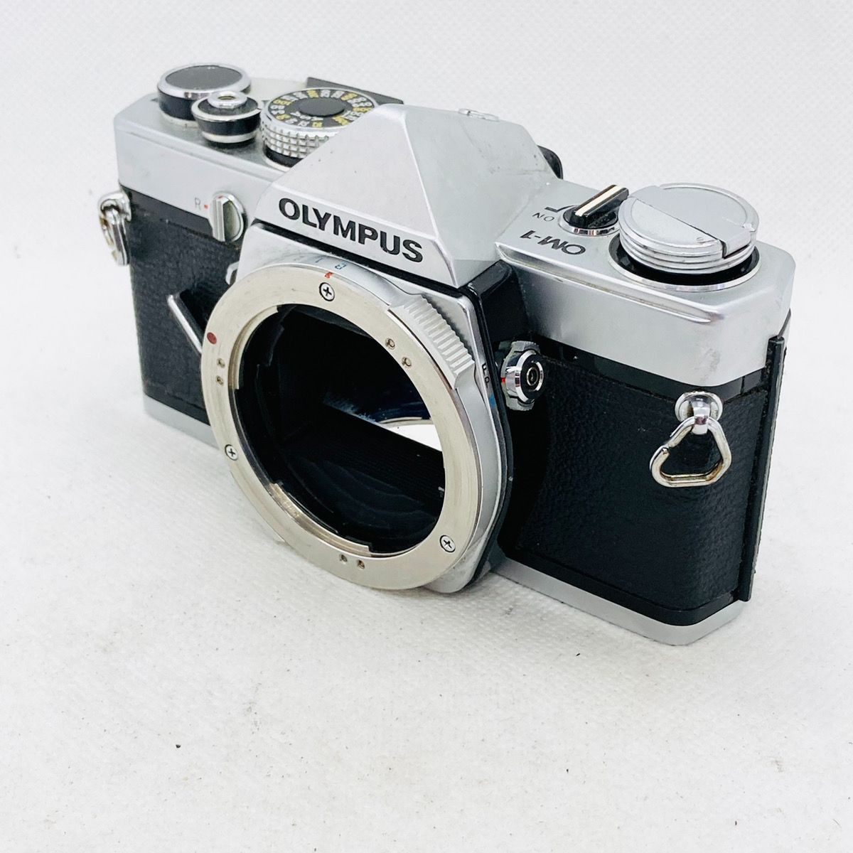 OLYMPUS オリンパス OM-1 + 1:3.5 f=28mm 一眼レフフイルムカメラ