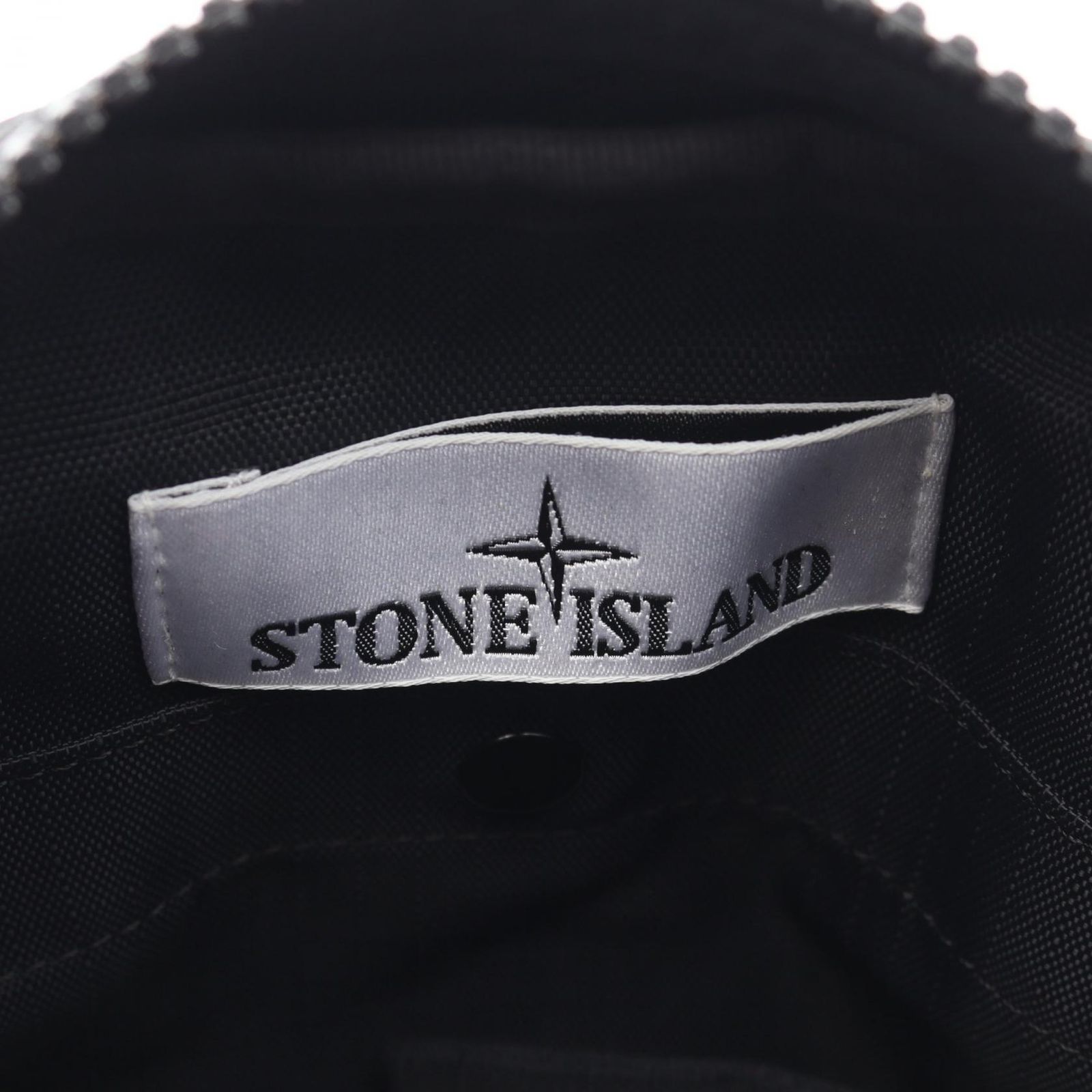 ストーンアイランド STONE ISLAND ショルダーバッグ ロゴパッチ