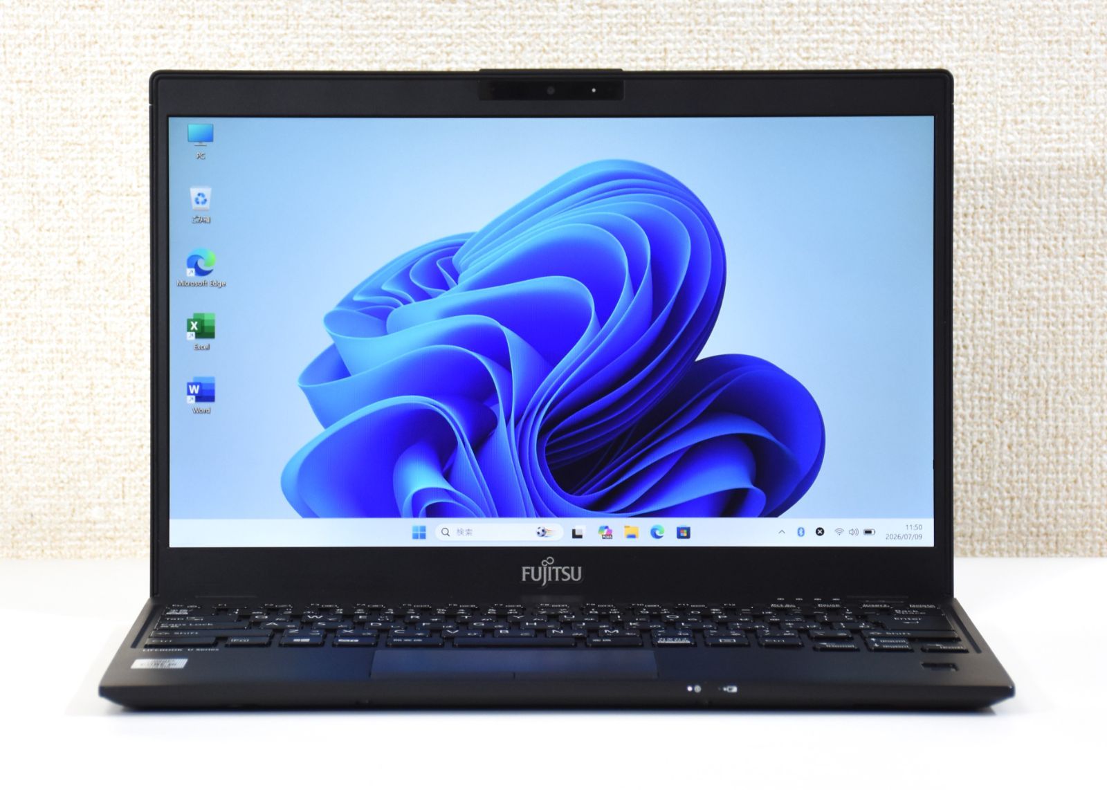 FUJITSU LIFEBOOK U9310 / Core i5-10310U / メモリ8GB / NVMe SSD 256GB / 13.3インチ/ FHD1920x1080 / Windows 11 / 中古ノートパソコン