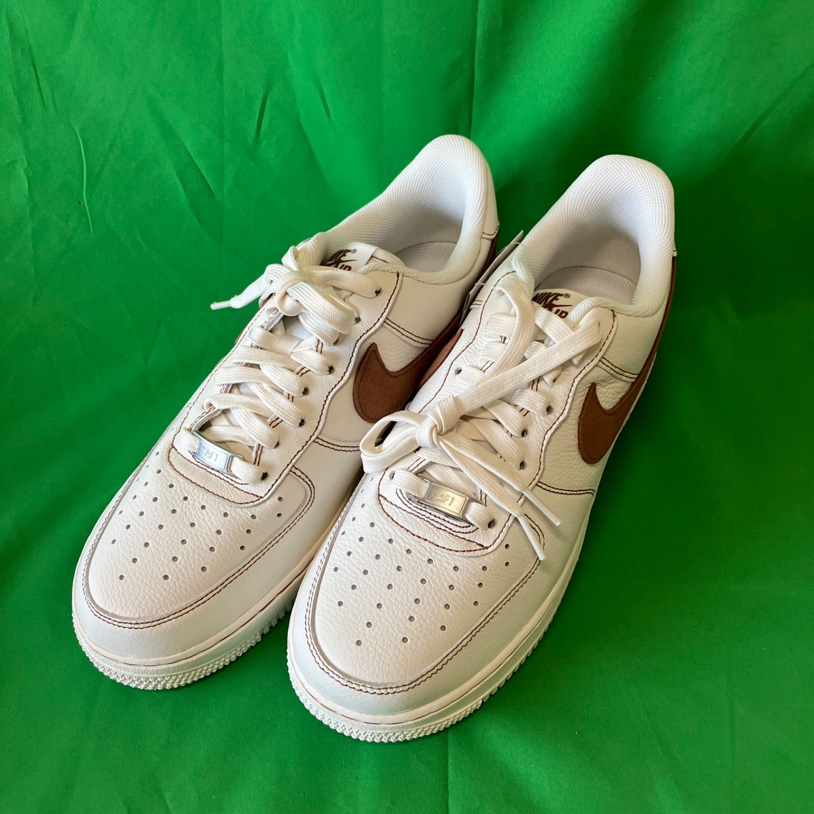 【新品・未使用品】HQ2037-101 26 NIKE 10,010円
