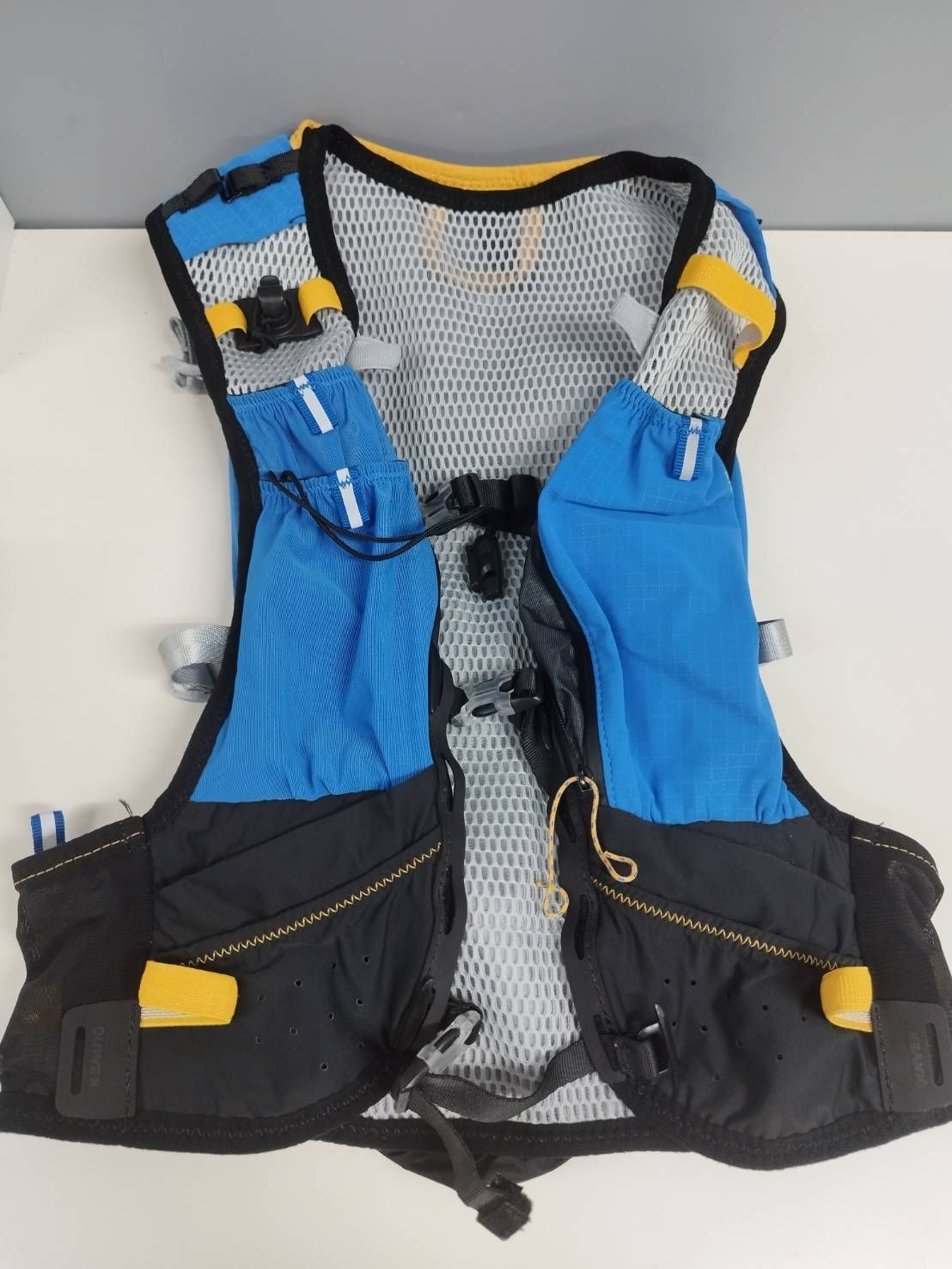 美品】EVADICT トレイルランニング用バックパック/15L - メルカリ