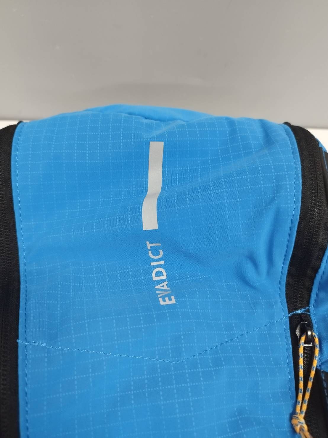 美品】EVADICT トレイルランニング用バックパック/15L - メルカリ