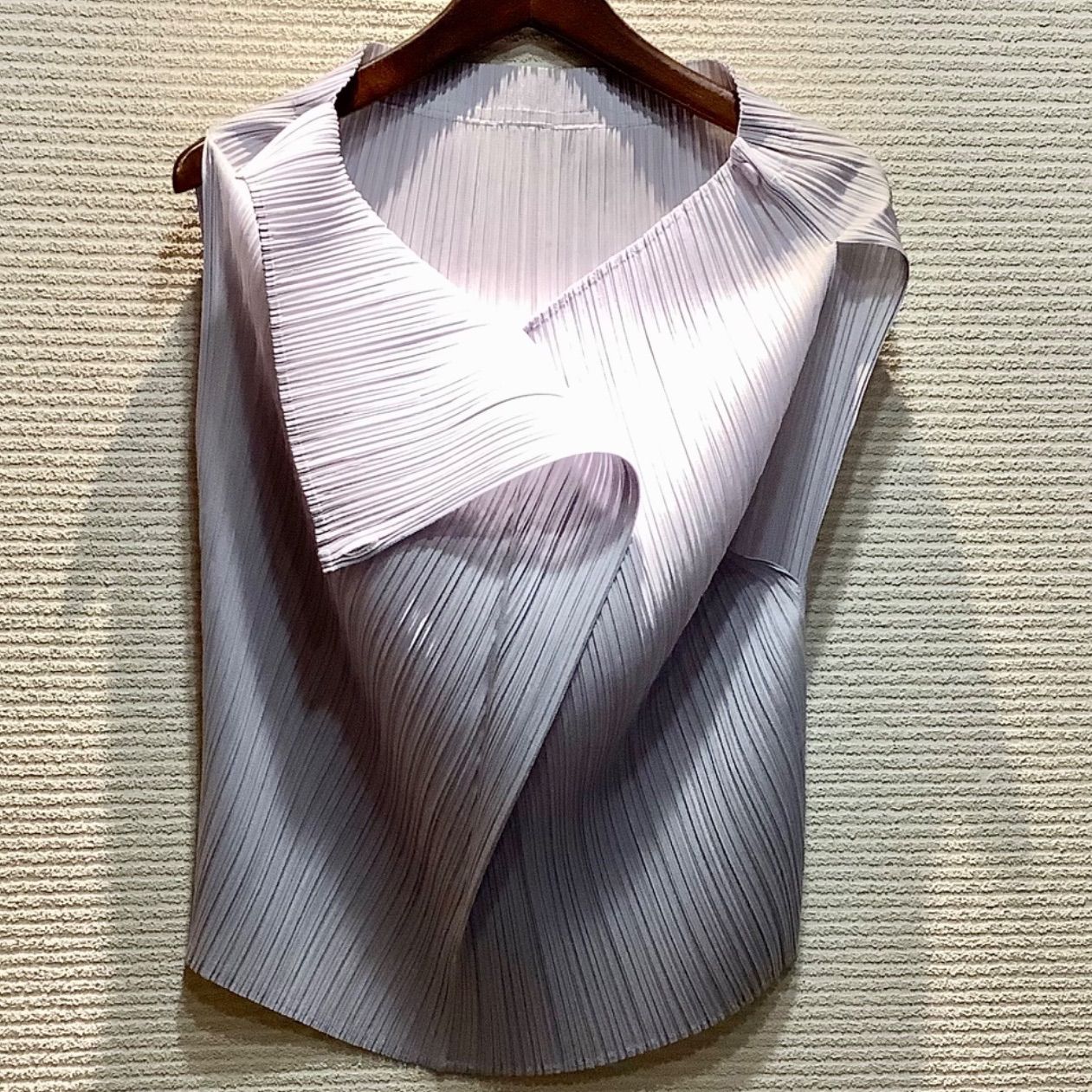 プリーツプリーズ PLEATS PLEASE ISSEY MIYAKE JULYトップス