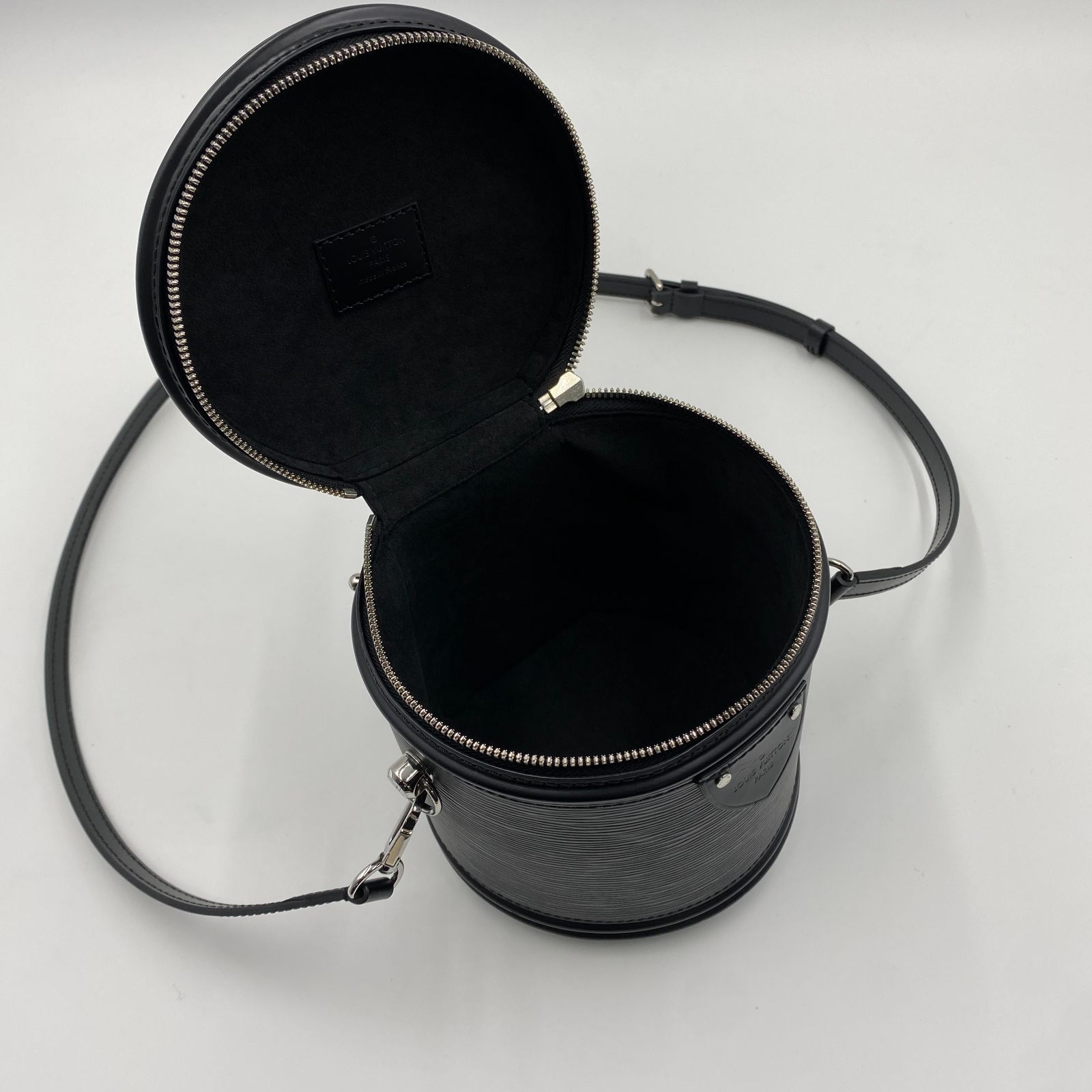 ルイヴィトン LOUIS VUITTON カンヌ M52226 エピ ショルダーバッグ 黒