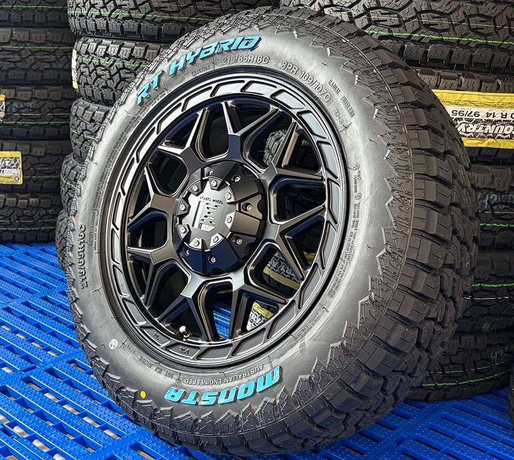 新品 タイヤ ホイール ４本セット 200系 ハイエース レジアスエース 16インチ LEXXEL InFerno / MONSTA RT HYBRID 215/65R16 ホワイトレター 車検対応