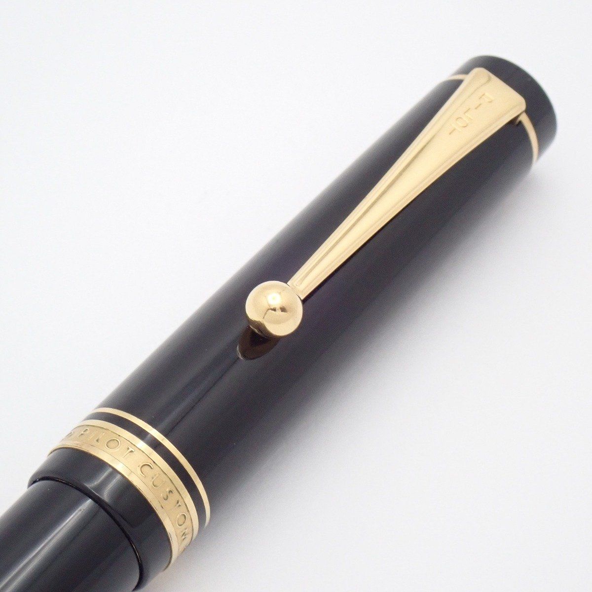 PILOT パイロット カスタム 万年筆 14Kペン先 ベスト型 ブラック
