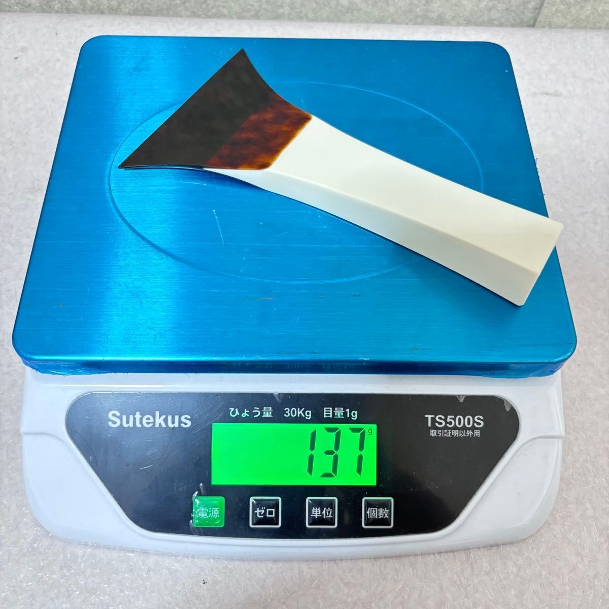 □【綺麗】三味線 バチ 撥 べっ甲 鼈甲 和楽器 - メルカリ