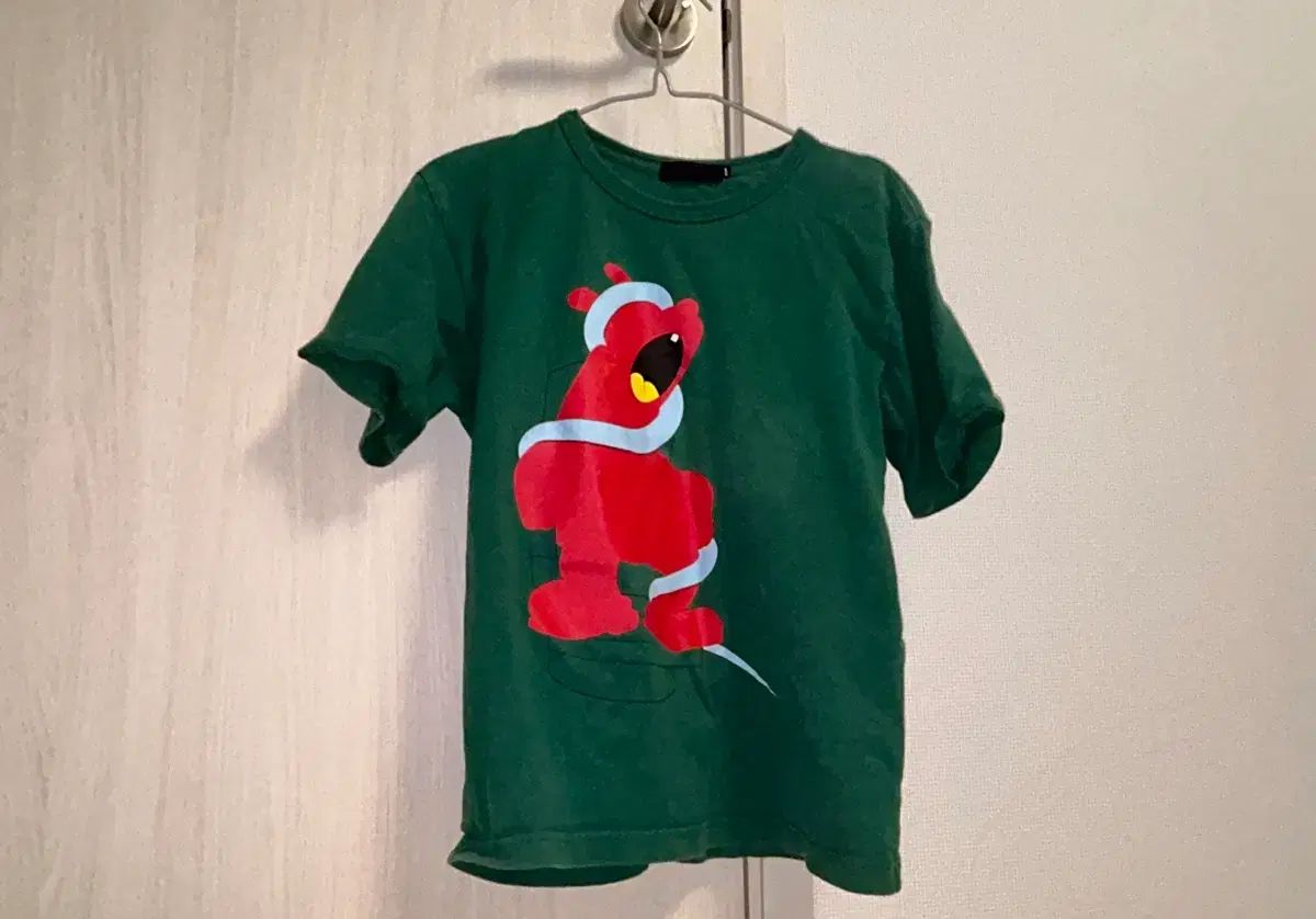 KAWS & ORIGINALFAKE ヴィンテージ 日本 半袖 Tシャツ 8,267円