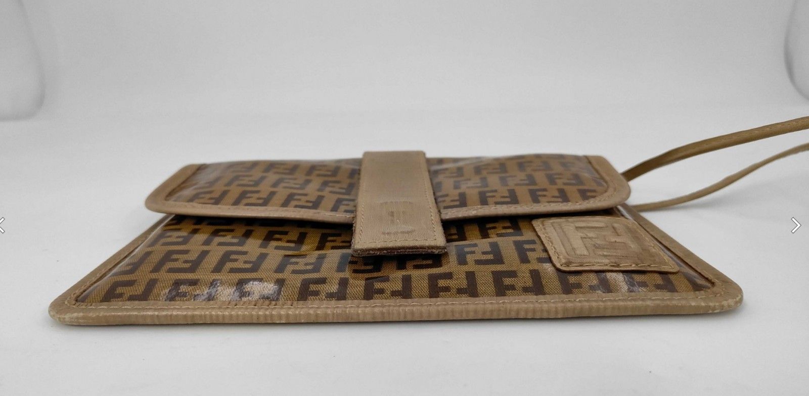 フェンディ FENDI ズッカ FF柄 ショルダーバッグ ポシェット クロス 