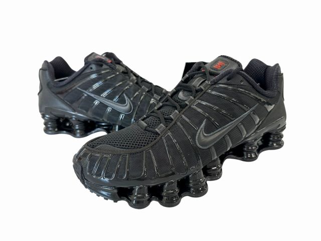 ナイキ NIKE WMNS SHOX TL Black and Max Orange ショックス ウィメンズ 28 ブラック ブランド古着ベクトル 中古▲■260709
